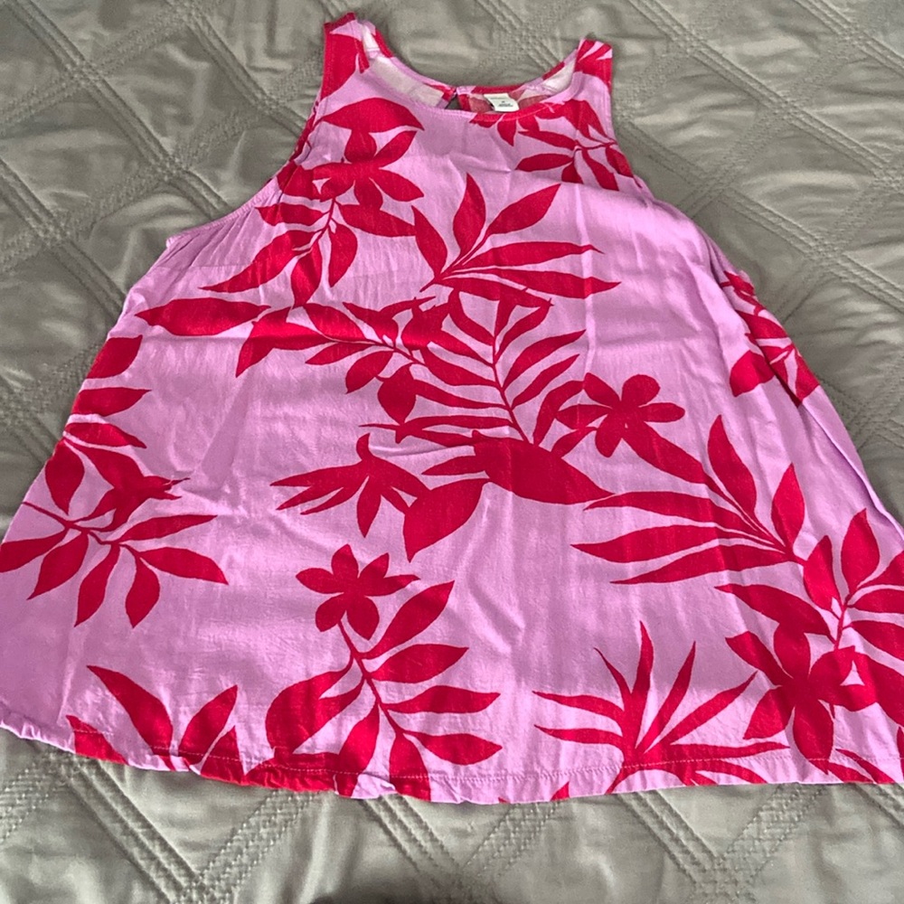 Old navy tank